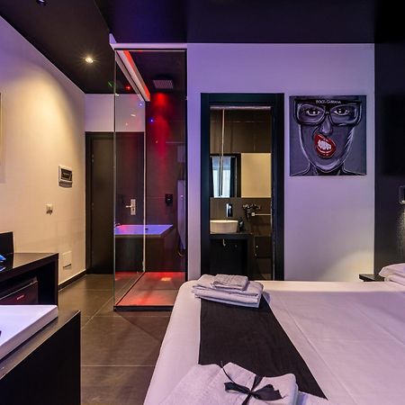 Maximum Hub Suite&Spa Palermo Bagian luar foto