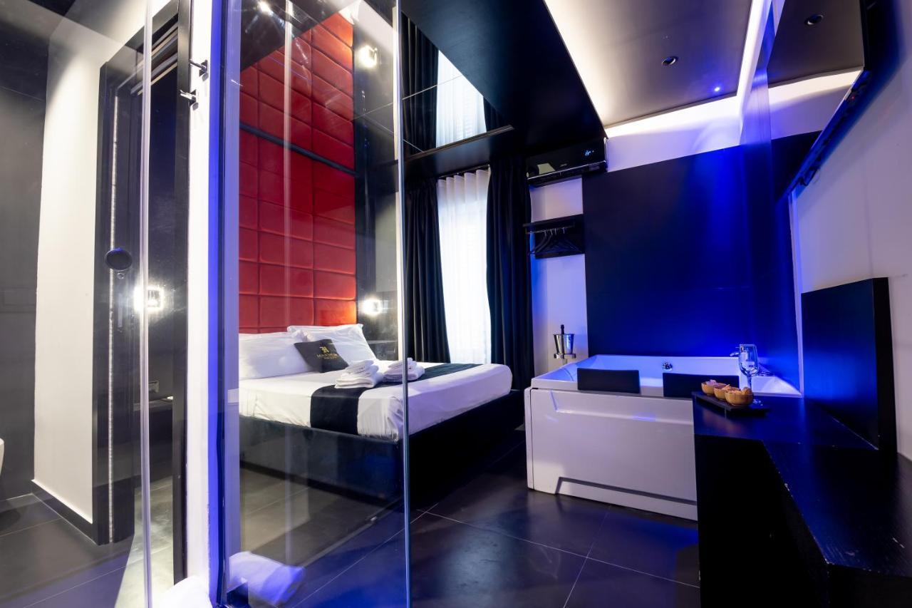 Maximum Hub Suite&Spa Palermo Bagian luar foto