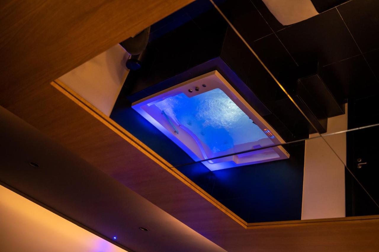 Maximum Hub Suite&Spa Palermo Bagian luar foto