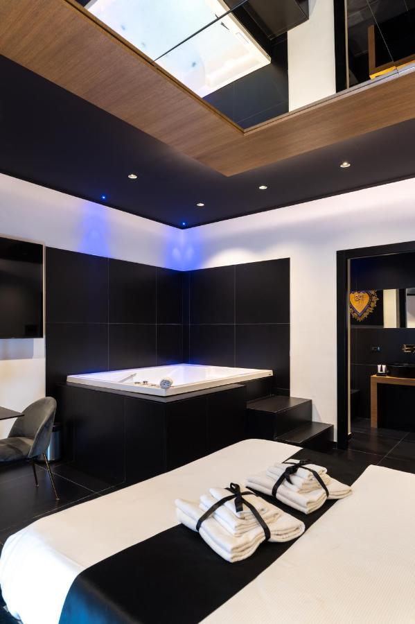 Maximum Hub Suite&Spa Palermo Bagian luar foto