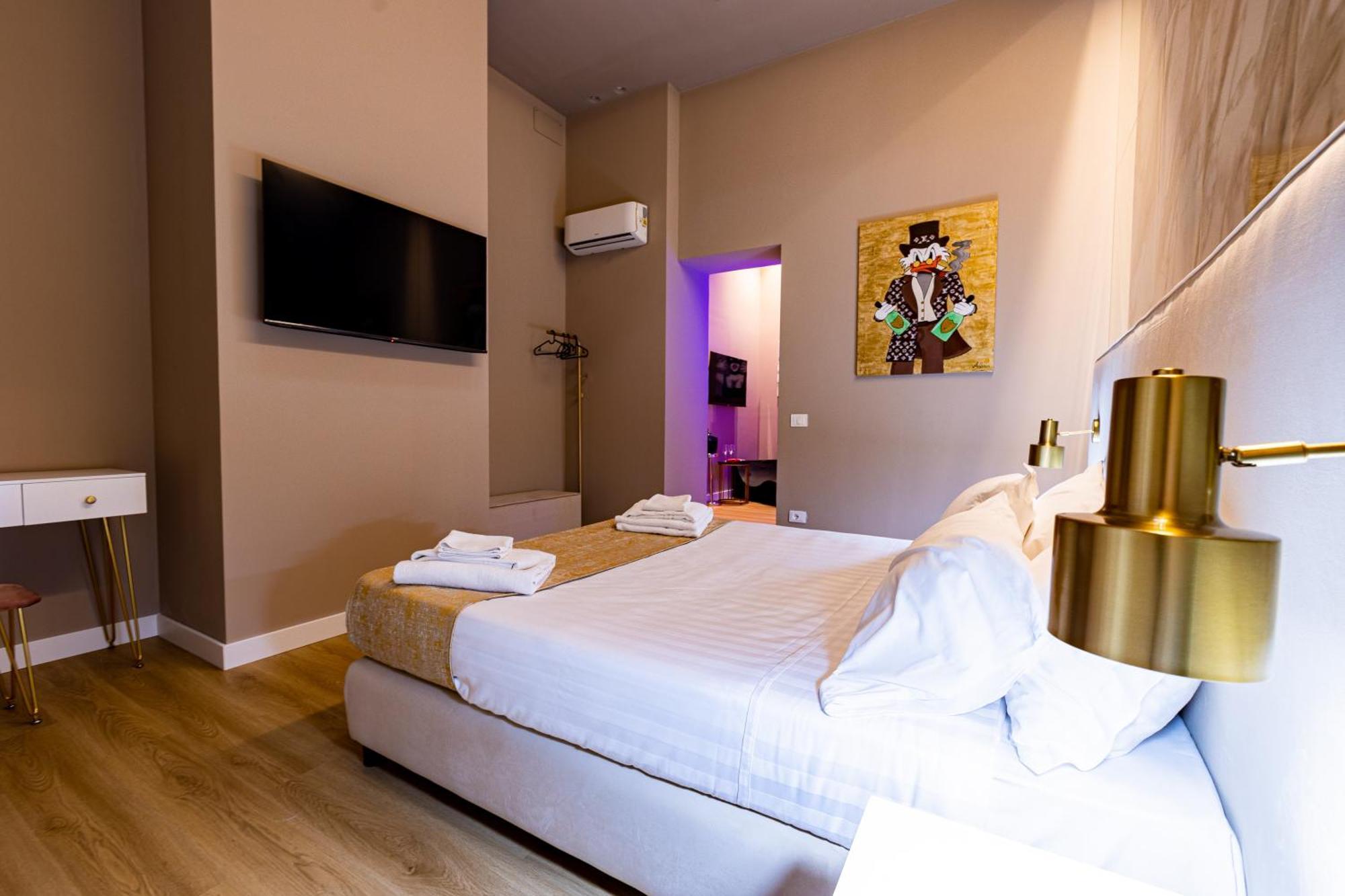 Maximum Hub Suite&Spa Palermo Bagian luar foto