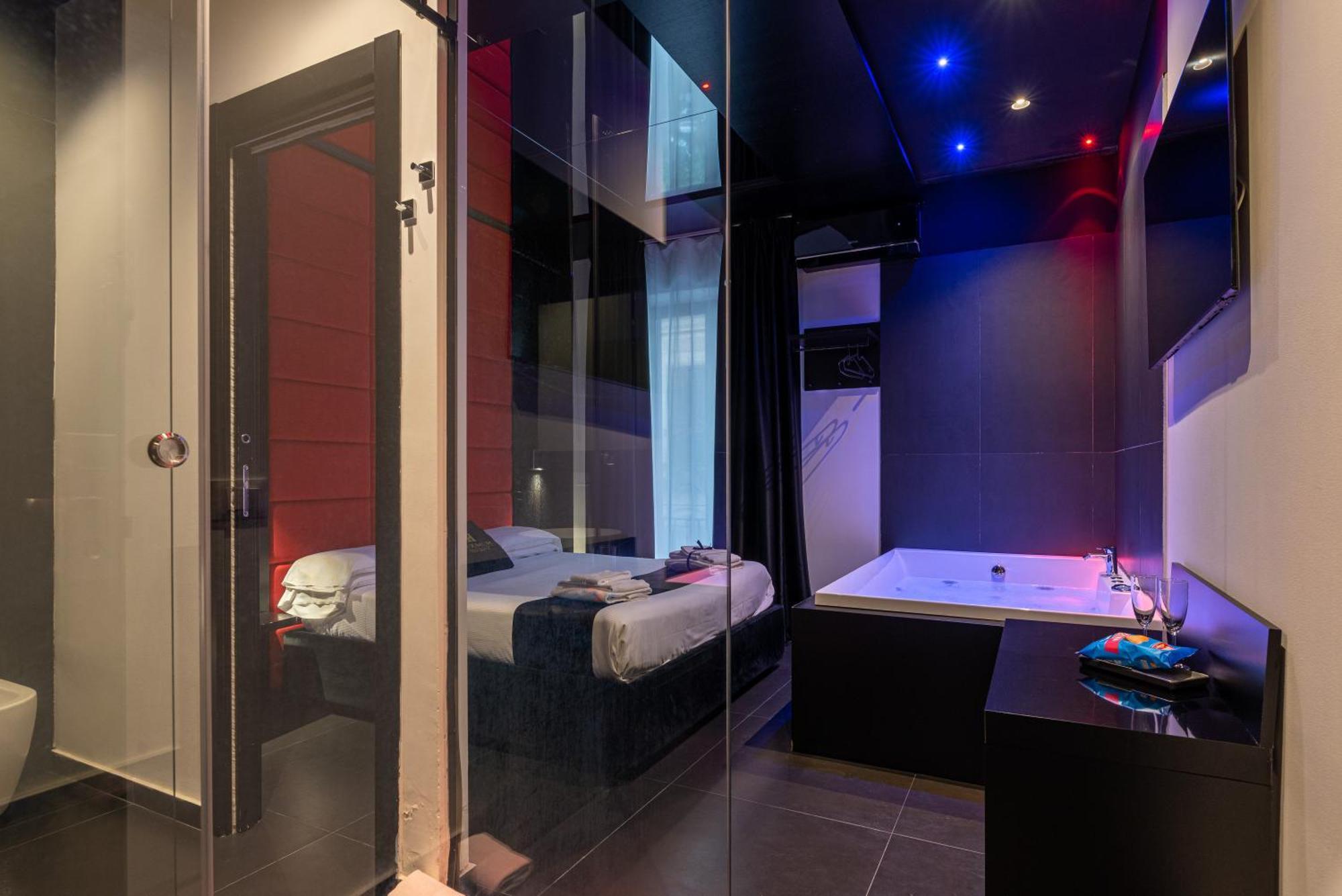 Maximum Hub Suite&Spa Palermo Bagian luar foto
