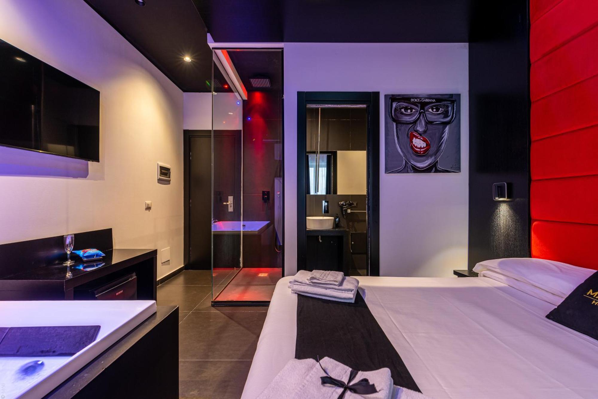 Maximum Hub Suite&Spa Palermo Bagian luar foto