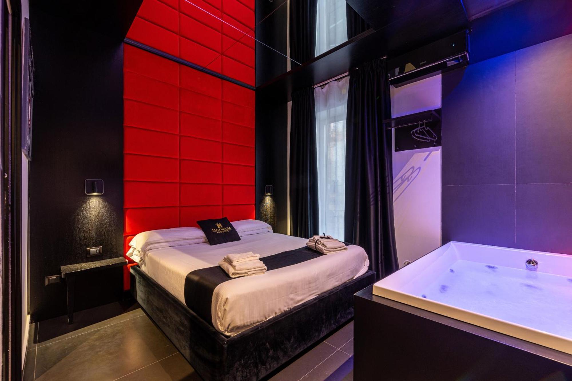 Maximum Hub Suite&Spa Palermo Bagian luar foto
