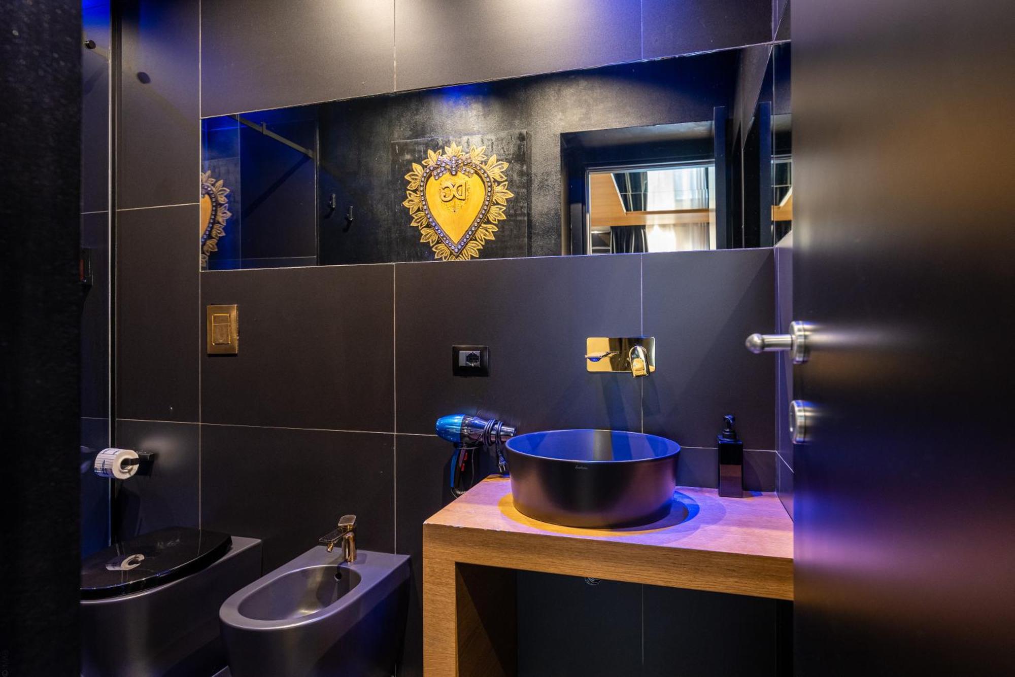 Maximum Hub Suite&Spa Palermo Bagian luar foto