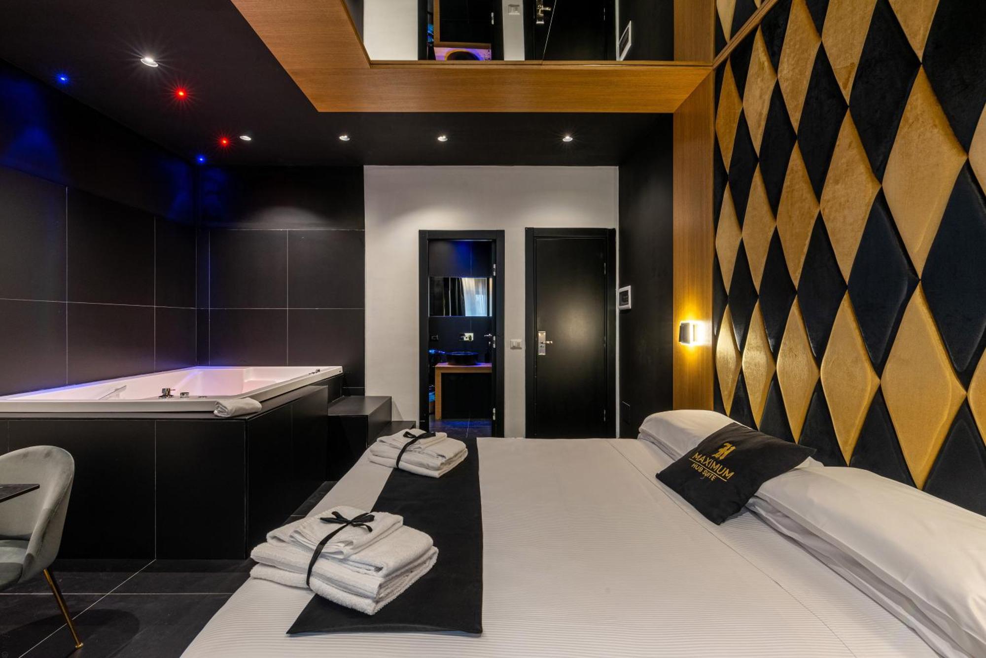 Maximum Hub Suite&Spa Palermo Bagian luar foto